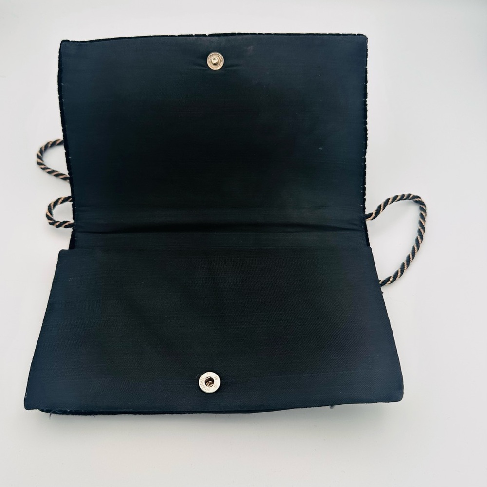 Maharani Embroidered Black and Gold Clutch Velvet Bag - Picture 11 of 13